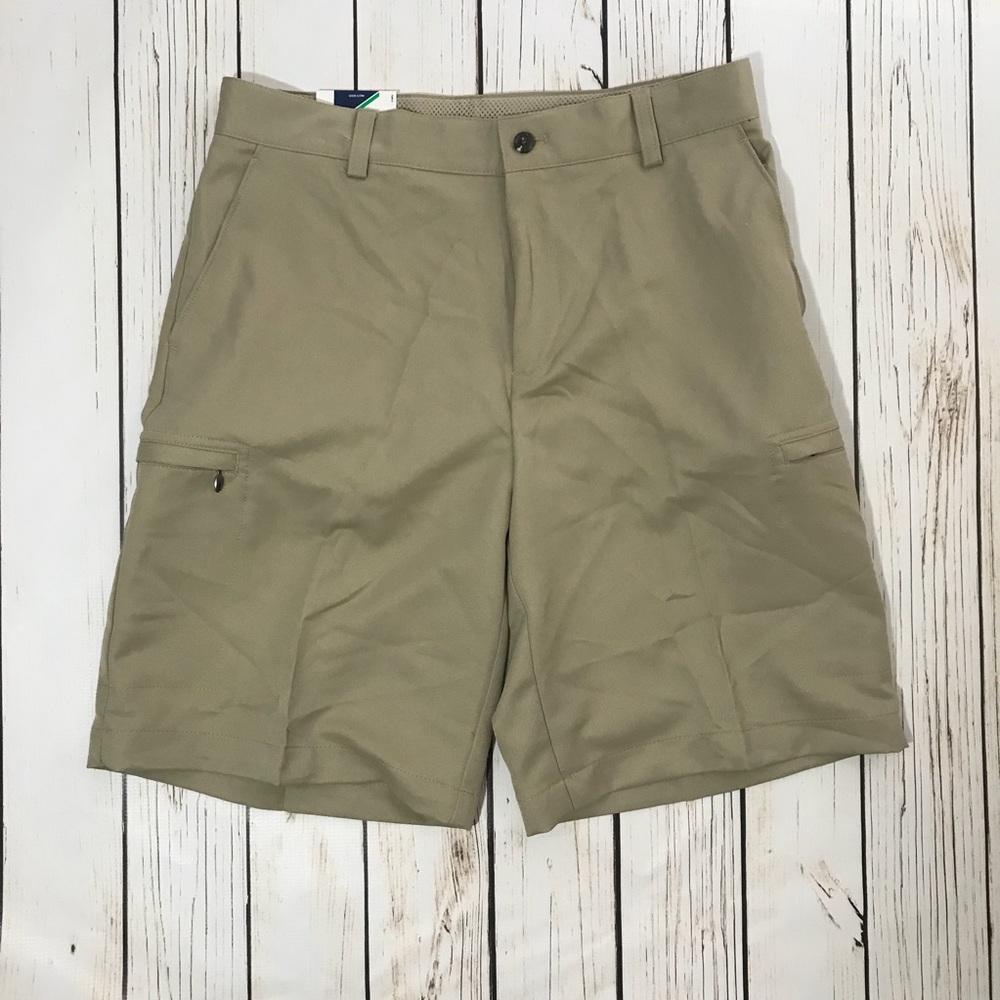 Men’s Khaki Izod Golf Shorts